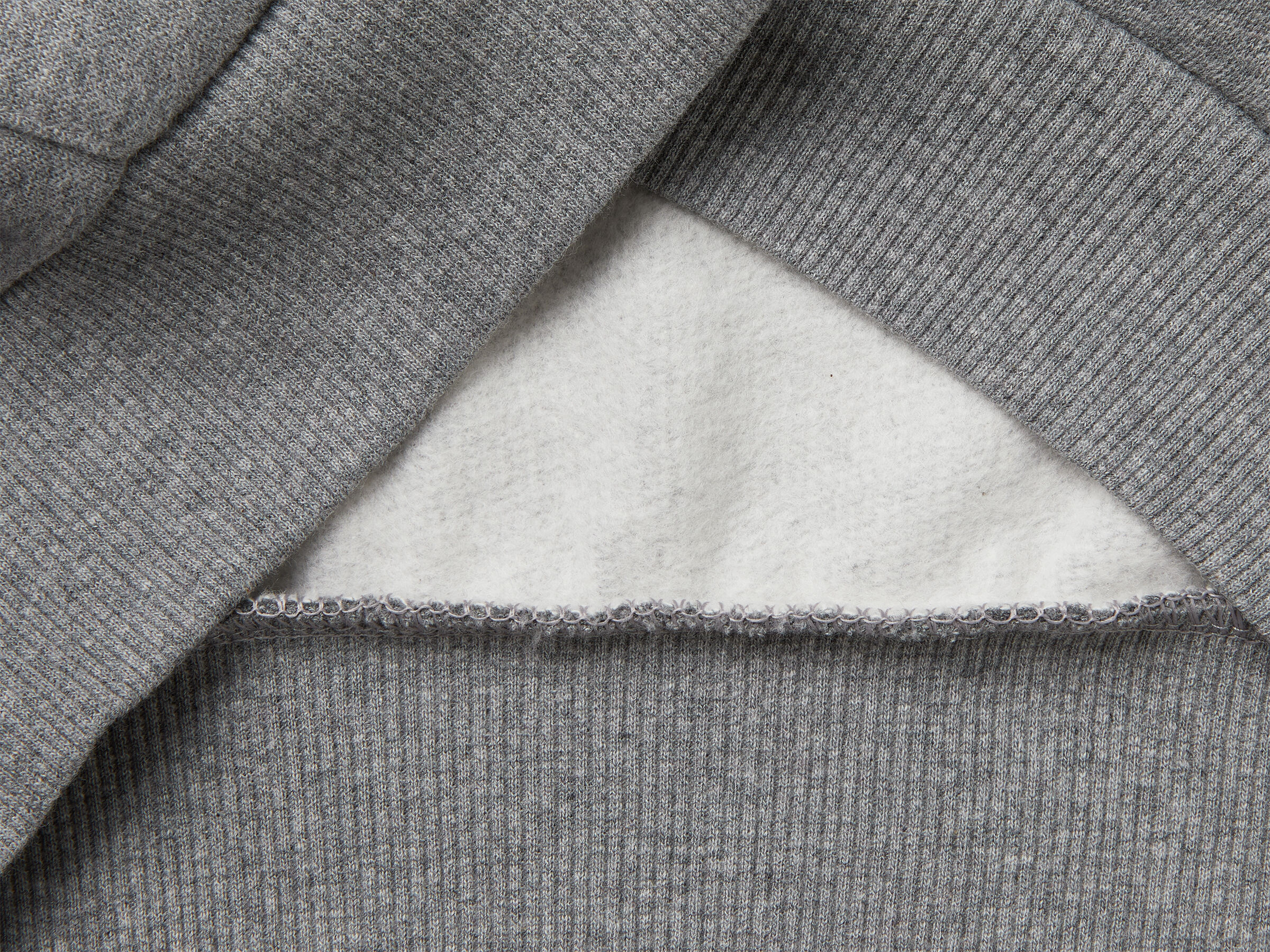 SWEATER W/HOOD Junior Boy image number 3